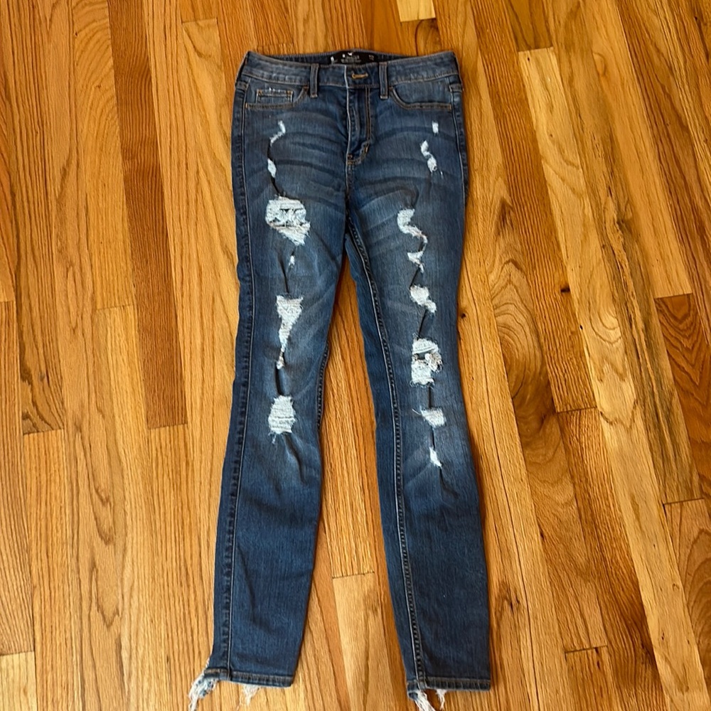 Hollister Ripped Jeans High Rise Super Skinny Stretch, Size 1S, 25W, 28L